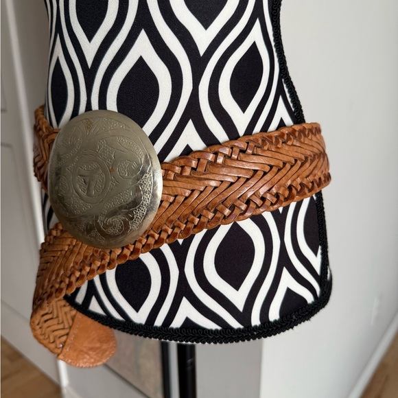 Vintage Y2K Medallion Disk McBling Girlhood Core Wide Woven Leather Belt - Picture 8 of 15